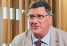 Риттер: возможное приобретение Гренландии принесет США больше проблем, чем выгоды