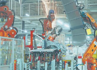 Российская наука пока превращается в «приблуду для увеселения»