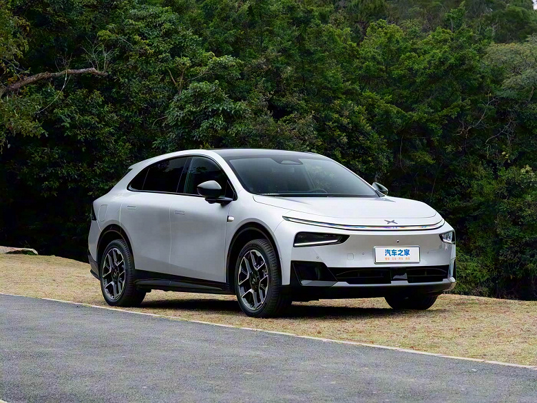 «Самый дальнобойный кроссовер в мире». Представлен XPeng G7 Super Extended Range с запасом хода 1704 км — всего 195,8 тыс. юаней (2,25 млн рублей)