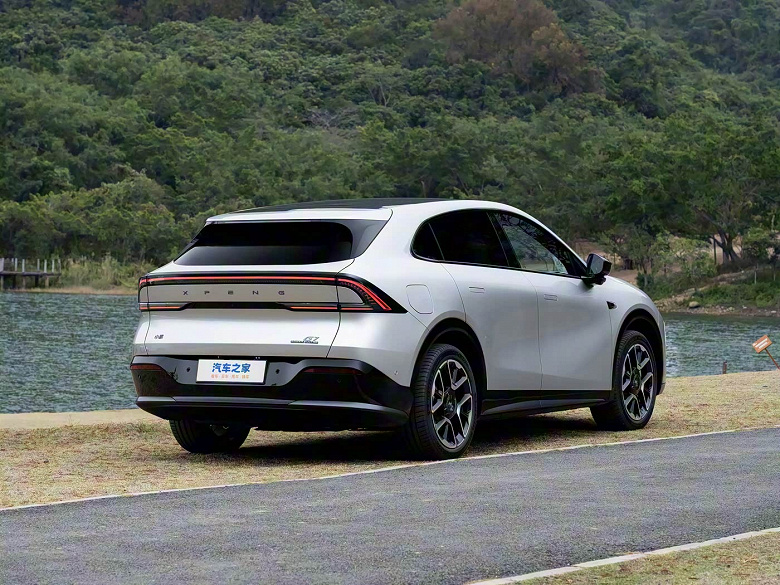 «Самый дальнобойный кроссовер в мире». Представлен XPeng G7 Super Extended Range с запасом хода 1704 км — всего 195,8 тыс. юаней (2,25 млн рублей)