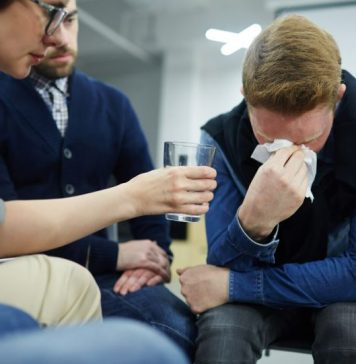 Когда вам может потребоваться вызов нарколога?