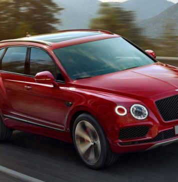 В 2025 году россияне купили почти в два раза больше машин Rolls-Royce, чем отечественных Aurus. Bentley и Lamborghini тоже продаются лучше отечественного люкса