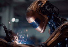 Вмешательство оператора минимально: в России создали «умный» комплекс сварки