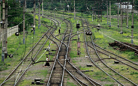 Абхазские рельсы пока ведут в тупик