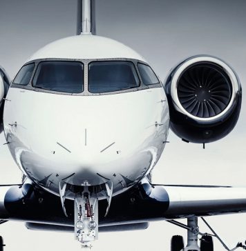 Дональд Трамп обиделся, что Канада не хочет сертифицировать американские самолеты Gulfstream: он пригрозил аннулировать сертификаты тысяч лайнеров CRJ и Airbus A220 канадской сборки