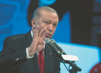 Эрдоган готовится к возможной смене власти в Тегеране