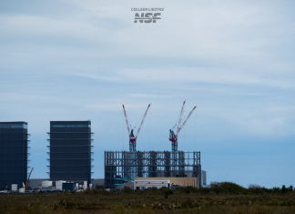 Это будет одно из крупнейших сооружений в мире. Гигантский Gigabay для массового производства Starship уже начали обшивать