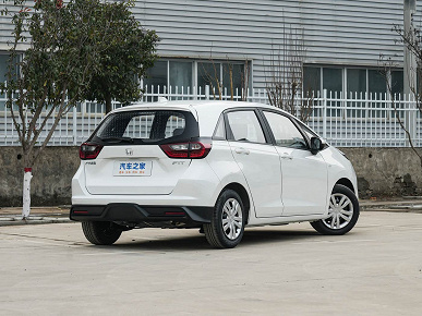 Новый Honda Fit с пожизненной гарантией на двигатель и коробку передач стал хитом в Китае: 3000 машин продали за 20 дней