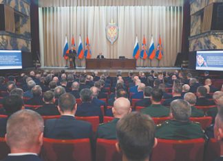 Путин обозначил угрозы со стороны интернета