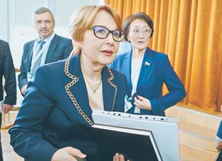 Разрыв между пенсиями и зарплатами в России нарастает