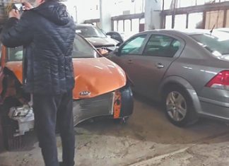 Россиянам пришлось прицениваться к битым автомобилям