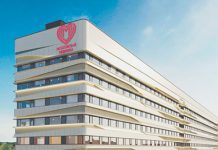 Столичные больницы переодевают в металл