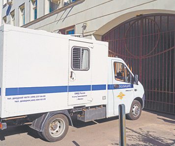 В конвойные помещения судов поступил приказ МВД