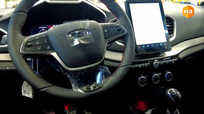 200 новых деталей, 147 л.с., 6-ступенчатая коробка передач и 98-й бензин. АвтоВАЗ раскрыл все секреты новой Lada Vesta Sport