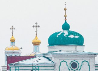 Духовные ценности отстаивать, но не смешивать