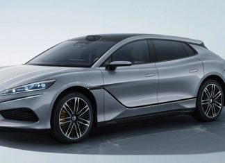 Электромобиль BYD Denza Z9 GT имеет запас хода свыше 1000 км. И мощность старшей версии свыше 1100 л.с.