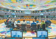 Евросоюз отказался выбирать между Ираном и Украиной