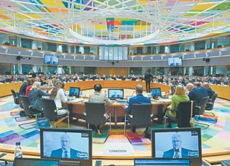 Евросоюз отказался выбирать между Ираном и Украиной