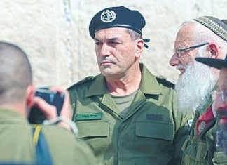 Израиль втянулся в войну на два фронта