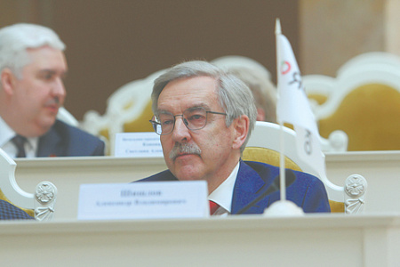 Явлинского выталкивают в лидеры списка "Яблока"