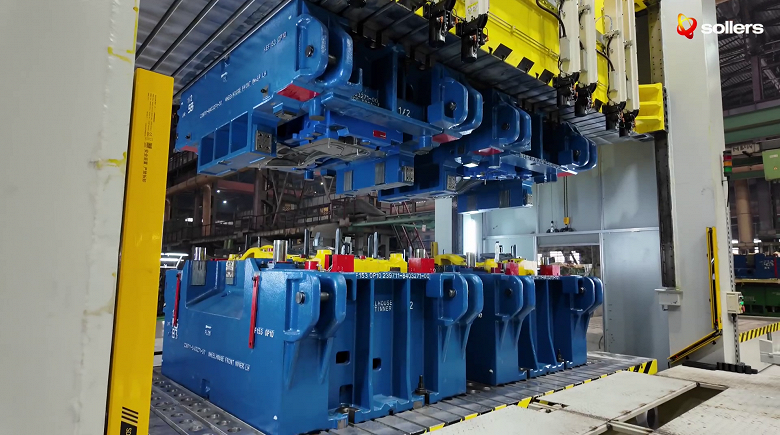 УАЗ показал передовую прессовую линию — на ней будут выпускать новейший рамный внедорожник Sollers, а в перспективе — и «Патриот»