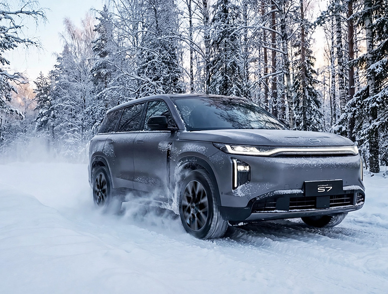 Убийца Li Auto L6? В России стартовали продажи гибридного кроссовера GAC S7: 340 л.с., 5 лет гарантии, полный привод — за 5,7 млн рублей