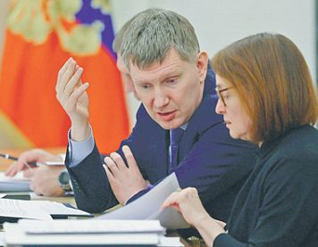 Владимир Путин поставил перед правительством сложную макроэкономическую задачу