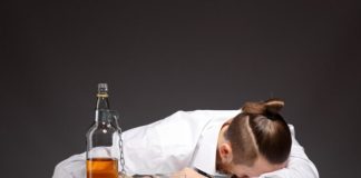 Нарколог на дом: как это работает и зачем нужен специалист