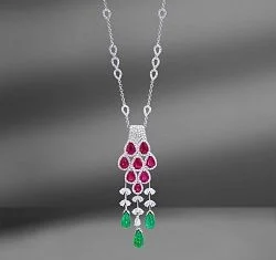 Украшения с рубинами: как выбрать и носить драгоценный камень страсти