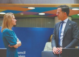 Генсек НАТО попробует отвести угрозу развала альянса