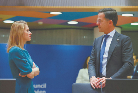 Генсек НАТО попробует отвести угрозу развала альянса