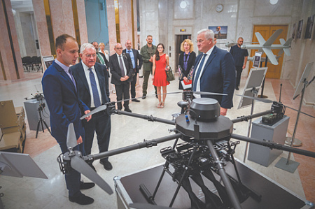 Киев ставит на поток сборку дронов за рубежом