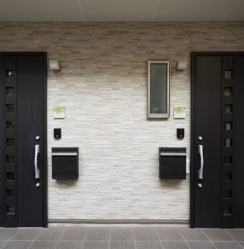 Металлические двери: надёжный барьер вашего дома