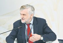 Нефтегазовые доходы уходят в плюс, расходы на промышленность – в минус