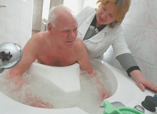 Пенсионеров предлагают лечить пустышками