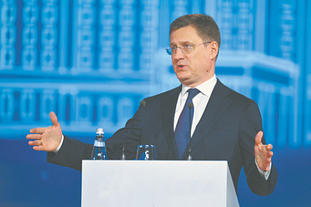 Правительство возвращается к практике ручного управления топливным рынком