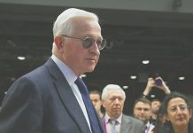 Российский ВВП сократился за год на 1,5%