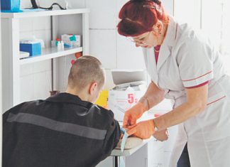 Суды могут, а не обязаны оставлять больных на свободе