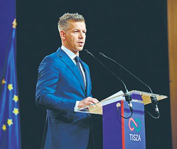 Венгры не бросились голосовать за того, на кого указал Трамп