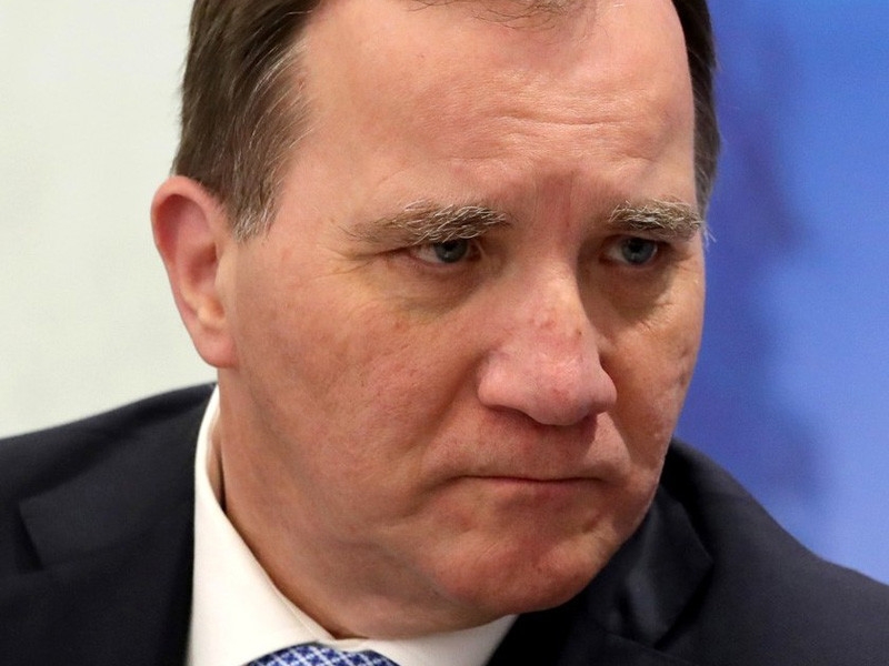 "Бескарантинной" Швеции предрекли экономический спад и рост безработицы