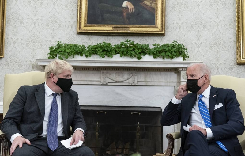 Джонсон и Байден договорились о подходе к России и КНР на основе ценностей Британии и США