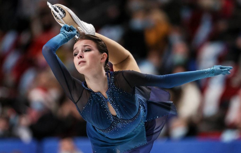 Фигуристка Щербакова лидирует после короткой программы на чемпионате России
