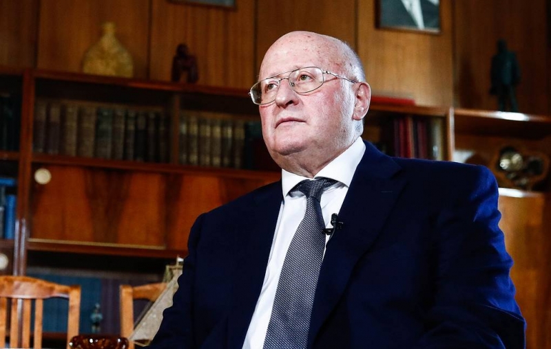 Гинцбург: любой штамм коронавируса как "живая вакцина" может привести к летальному исходу