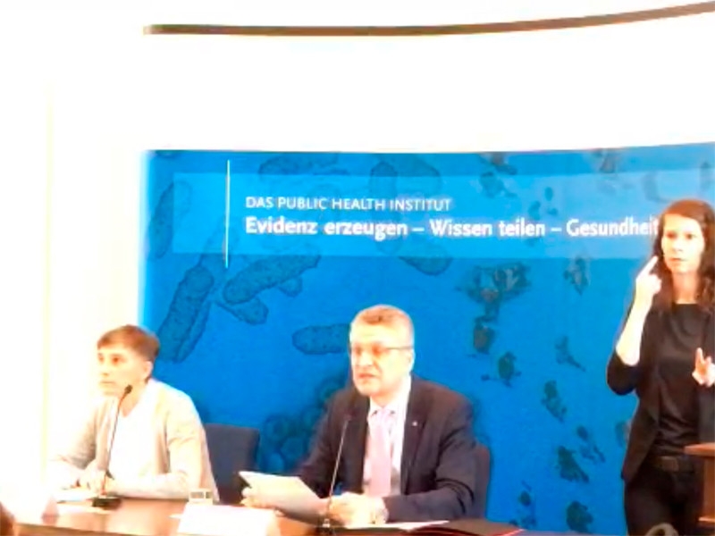 Глава Института Коха предсказал продление пандемии коронавируса на 2 года