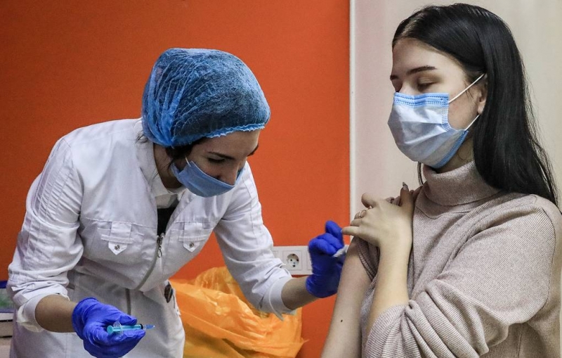 Исследование: спрос на платную вакцинацию от коронавируса в ноябре вырос почти вдвое