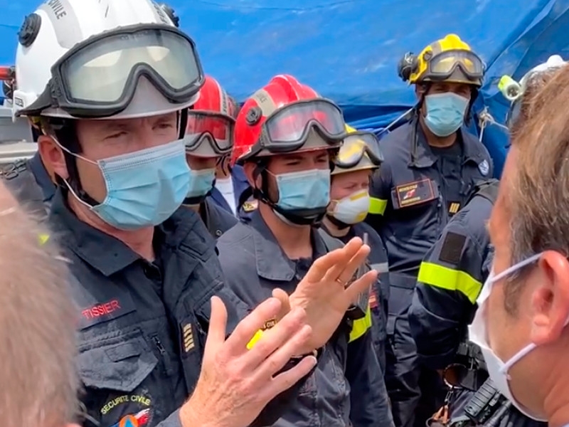 Макрон первым из иностранных лидеров прилетел в разрушенный взрывом Бейрут