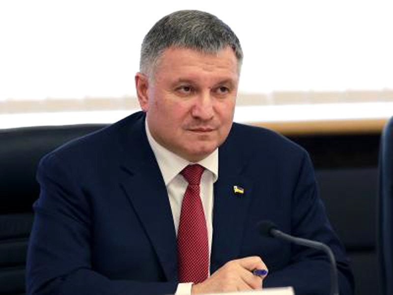 Обвиняемого в госизмене генерал-майора СБУ заподозрили в подготовке покушения на главу МВД Арсена Авакова