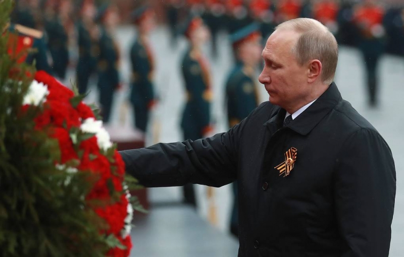 Путин 9 мая возложит цветы к Вечному огню и обратится к россиянам