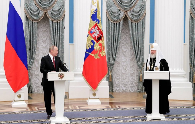 Путин наградил патриарха Кирилла орденом Святого апостола Андрея Первозванного