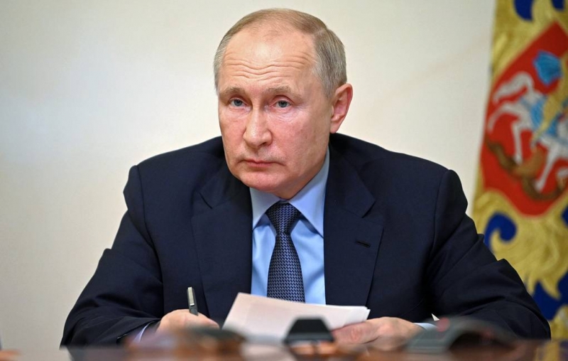 Путин предложил подумать о создании новой кольцевой дороги вокруг Санкт-Петербурга